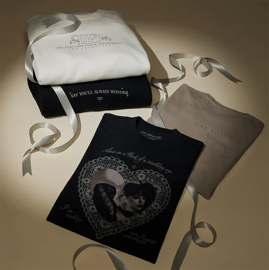 Blink Of A Crinkling Eye Crop T-Shirt - Image 5